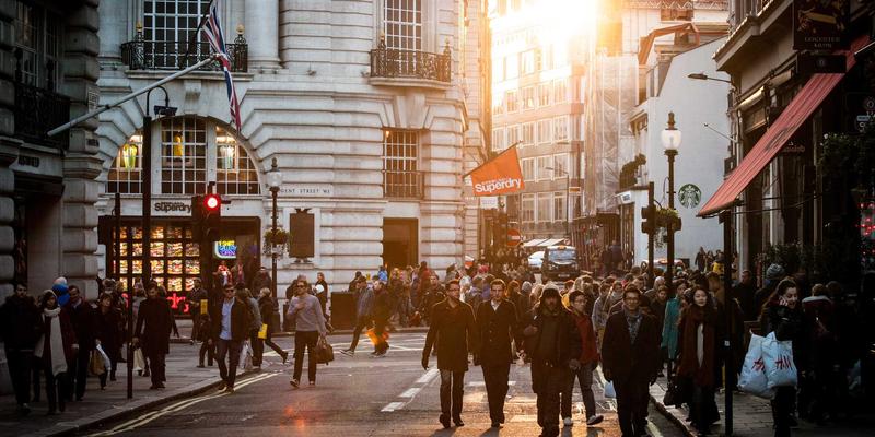 老旧工程机械租赁的“隐形陷阱”：如何科学评估压路机、装载机的剩余寿命与性能